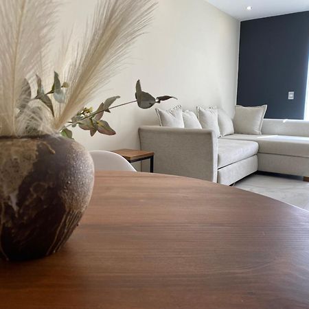 Dreamhaus Guadalajara Country Club Aparthotel ภายนอก รูปภาพ